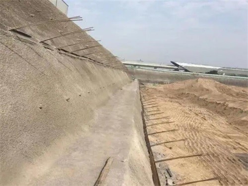 丰镇河道边坡加固